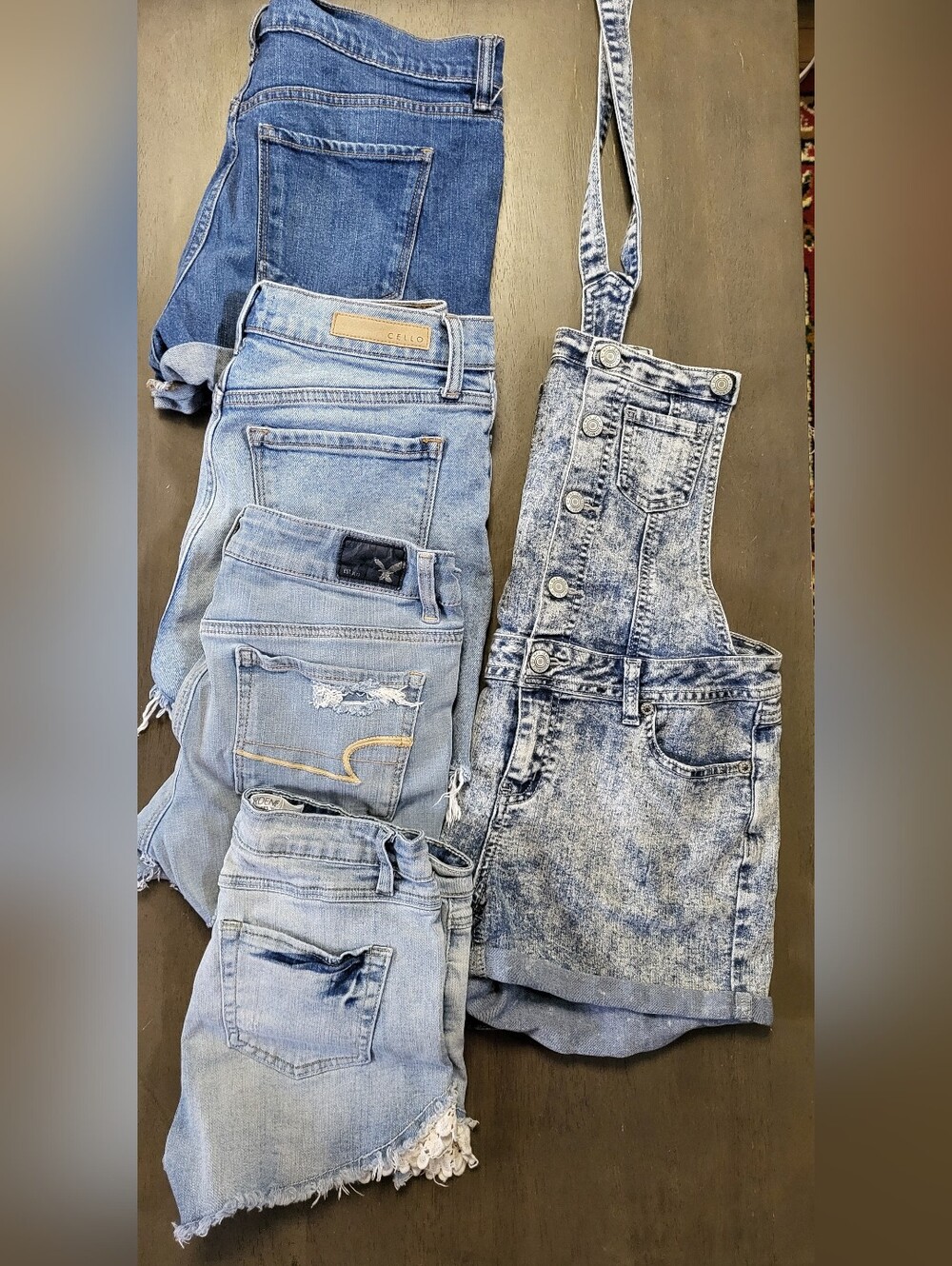 JEAN SHORTS LOT: AE, CELLO, OLD NAVY, ARDENE, WAX JEAN, SMALL SIZES
